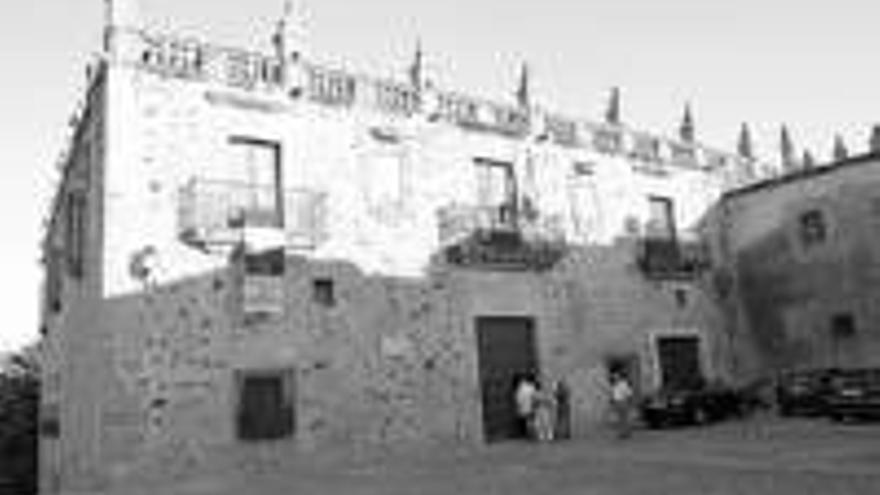 Conferencia del programa de museos Educathyssen en el Museo de Cáceres