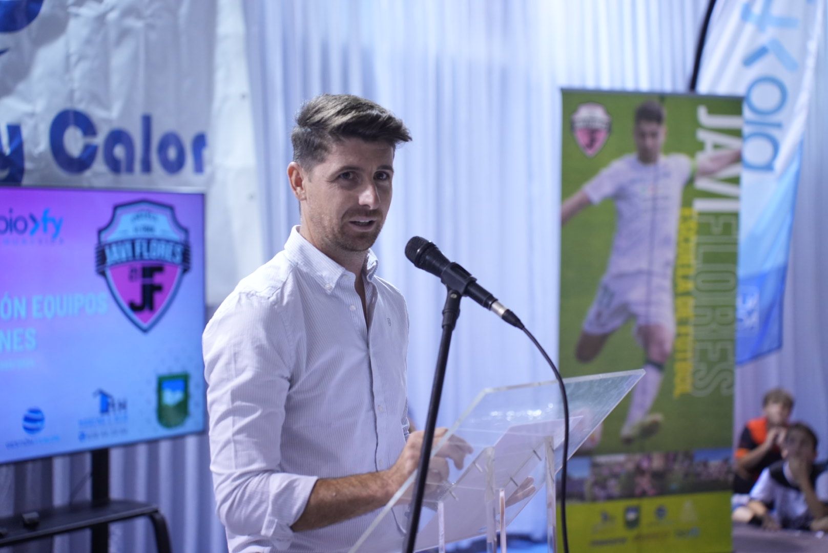 La Escuela de Fútbol Javi Flores da el pistoletazo de salida a su tercera edición