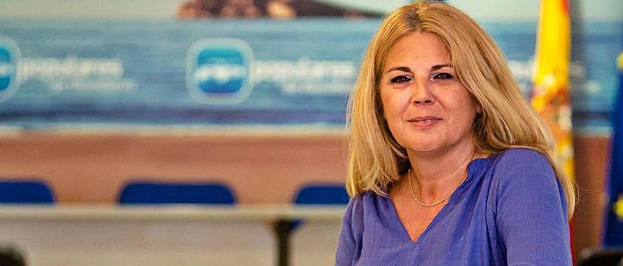 Mariló Cebreros en la sede del PP de Benidorm. | DAVID REVENGA