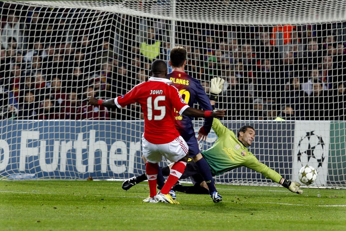 Pinto tuvo una buena actuación ante el Benfica manteniendo su portería a cero