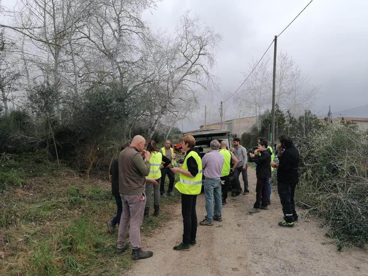 FOTOS | Así ha sido la jornada de limpieza rural en Sant Joan y Vilafranca FOTOS | Así ha sido la jornada de limpieza rural en Sant Joan y Vilafranca