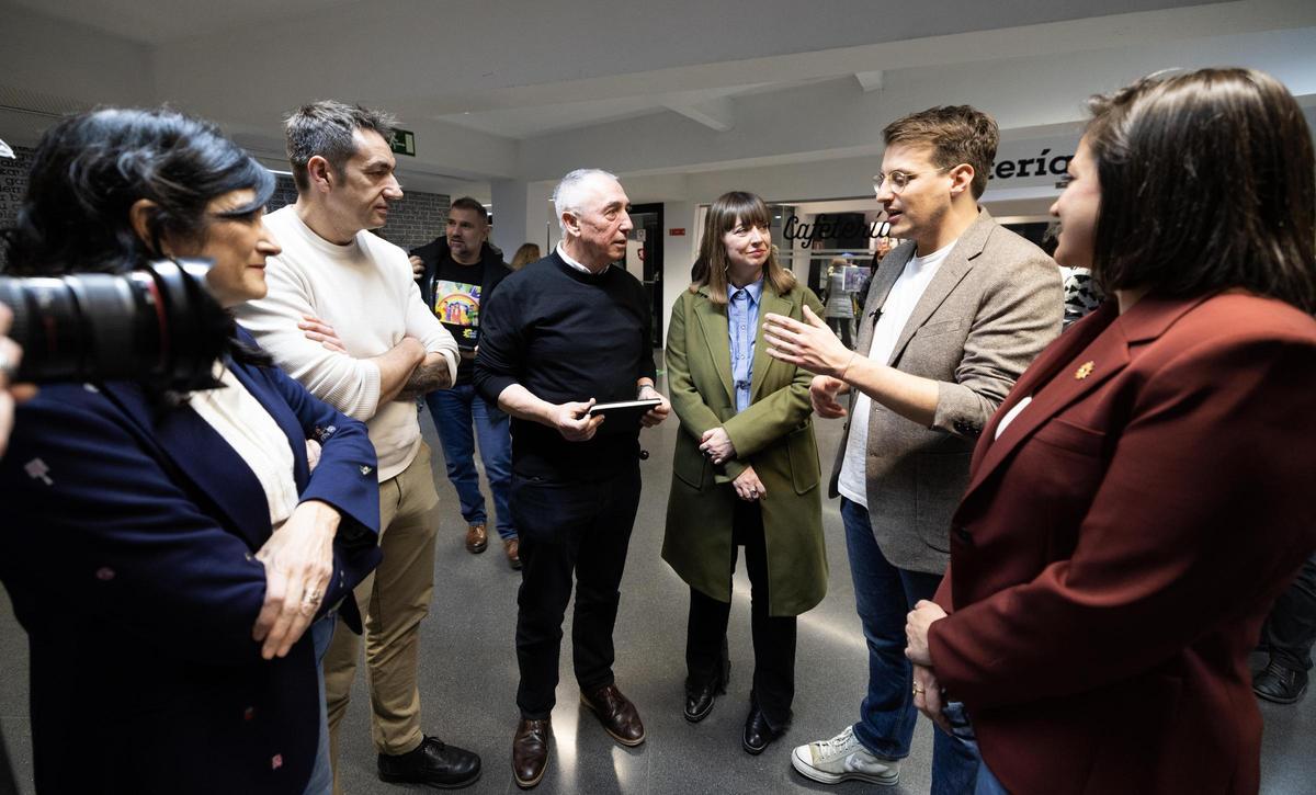 Pueyo con Emilio Delgado, que participó en el mitin central de CHA en las elecciones autonómicas.