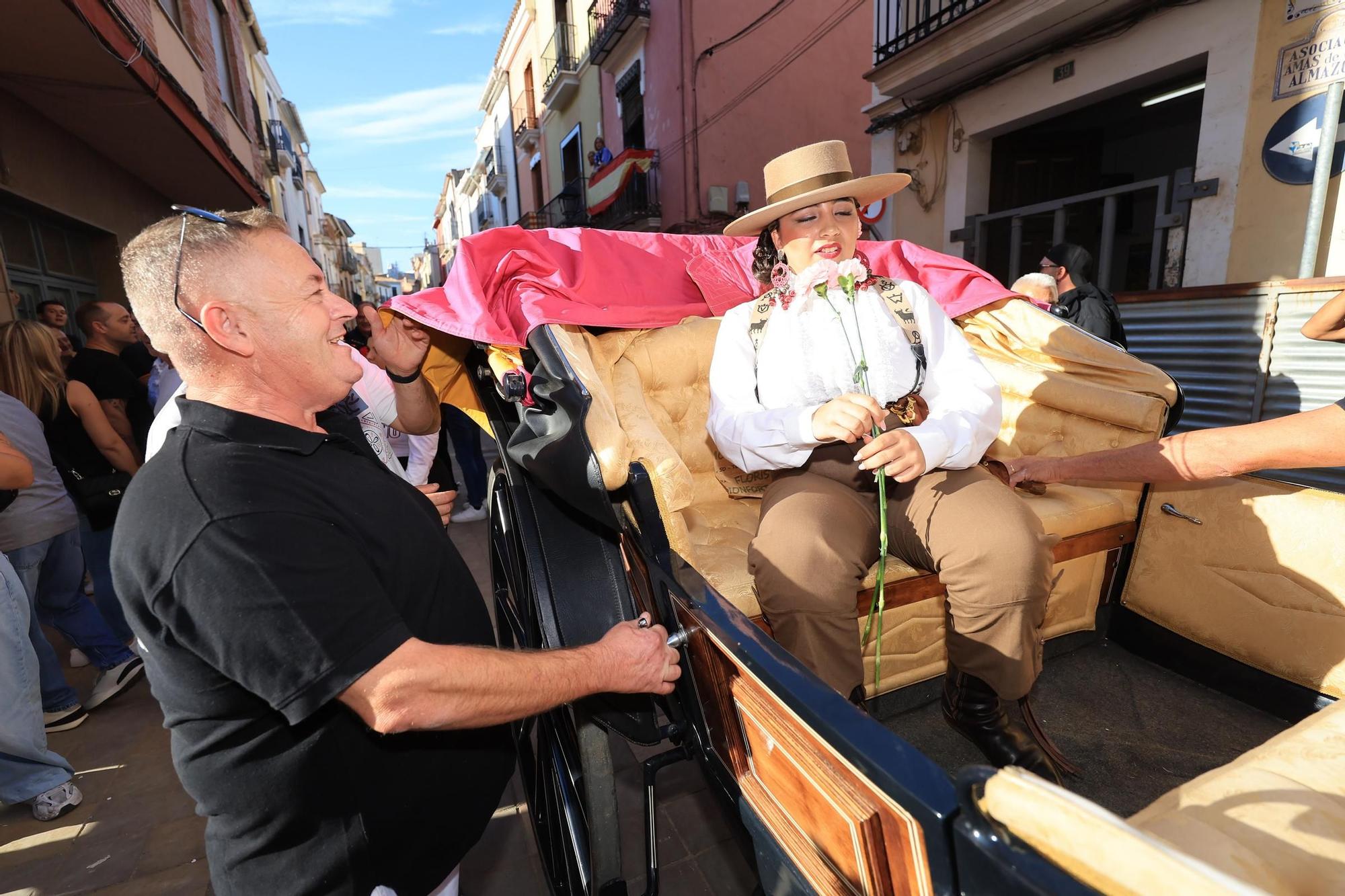 Las imágenes del primer encierro y de las exhibiciones taurinas de las fiestas de Almassora