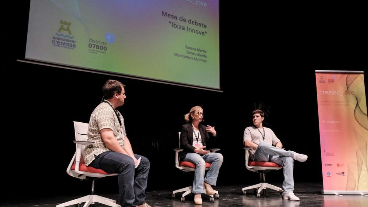 La mesa de debate de Tomeu Alorda, Susana Martín y Marc Clapés. 