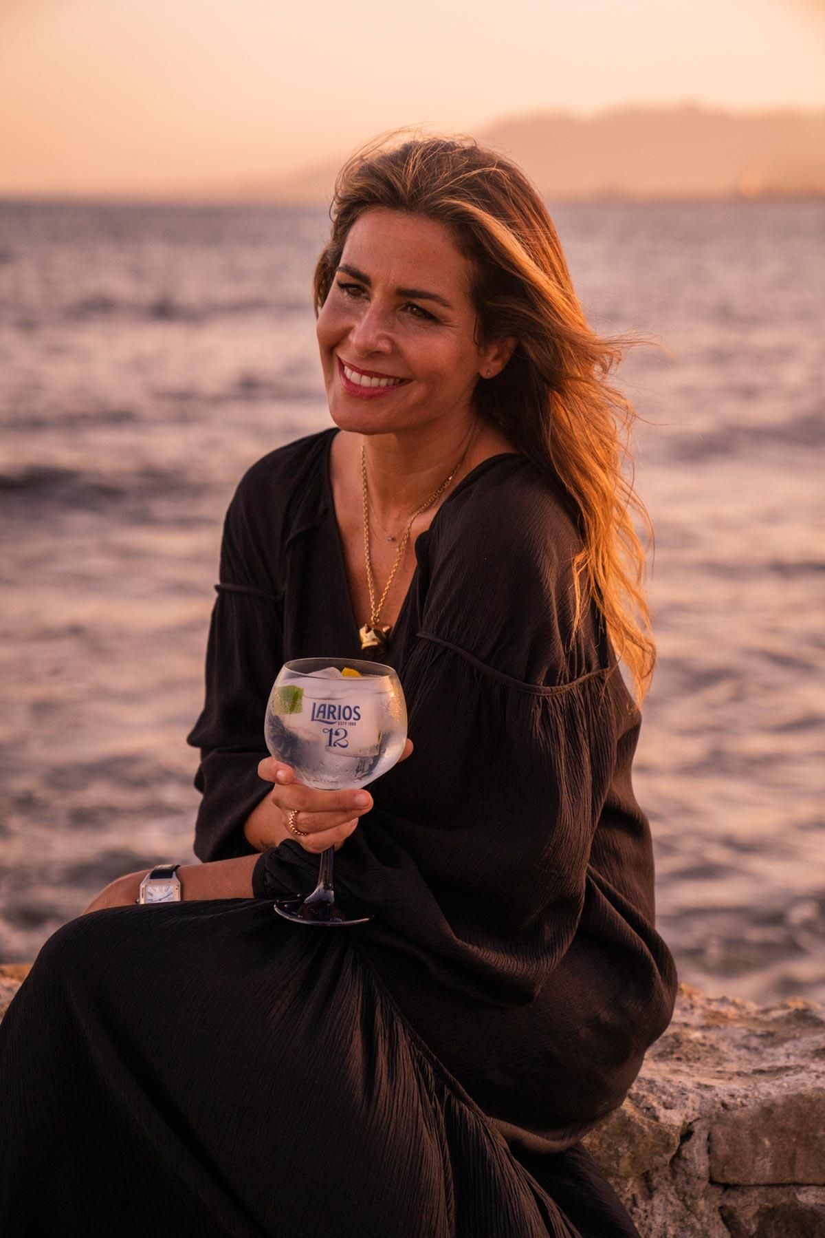 Nuria Roca, embajadora de los Atardeceres Larios en Málaga
