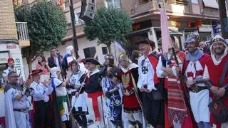 Ontinyent abre su fiesta al mundo con un desfile histórico
