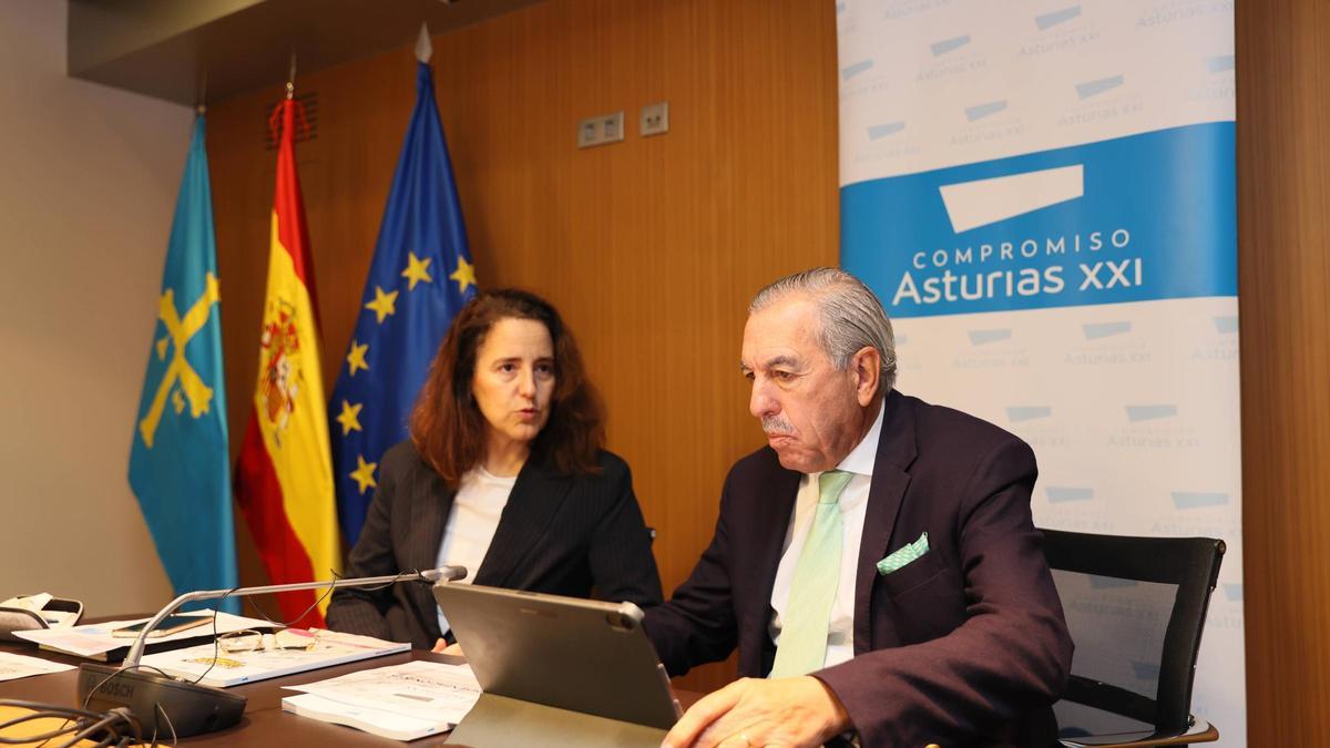 Reyes Ceñal y Eduardo Sánchez Morrondo, en la rueda de prensa de este martes.
