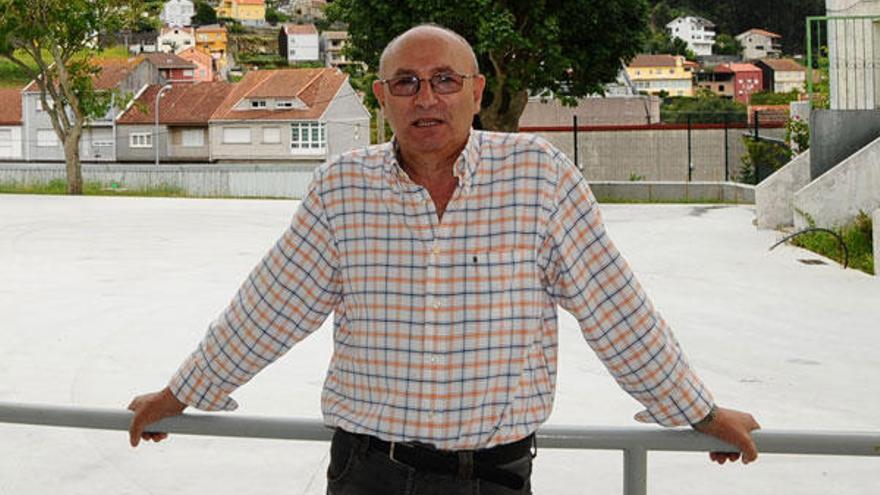 Arturo Cidrás en el colegio A Pedra durante este año.  // Gonzalo Núñez