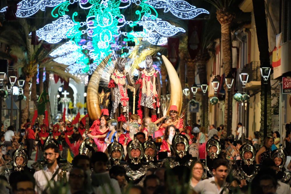 Aspe celebra 40 años de Moros y Cristianos