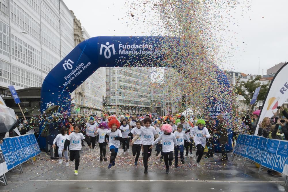 Más de 9.000 personas participan en la sexta Carrera ENKI en A Coruña.