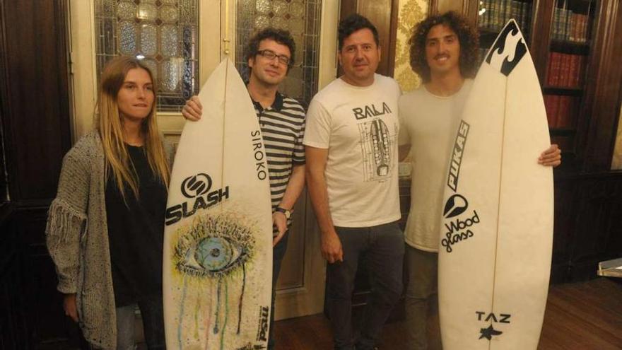 Yolanda Rodríguez, José Manuel Sande, Antón Sáez y Pablo Montero, ayer en el Ayuntamiento durante la presentación de la competición.