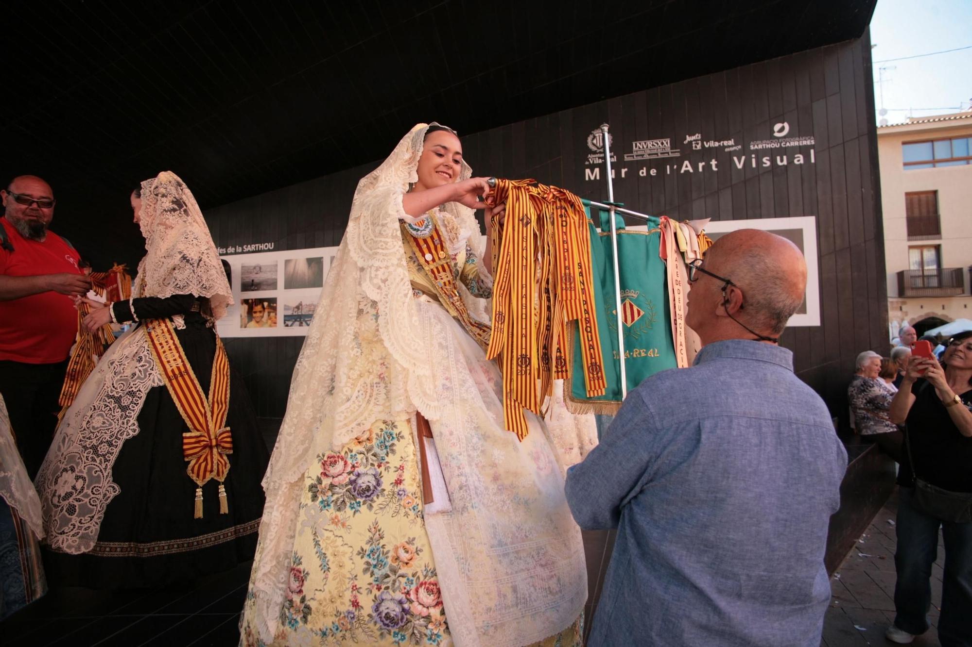 Galeria de fotos de l'ofrena de flors a Sant Pasqual en Vila-real
