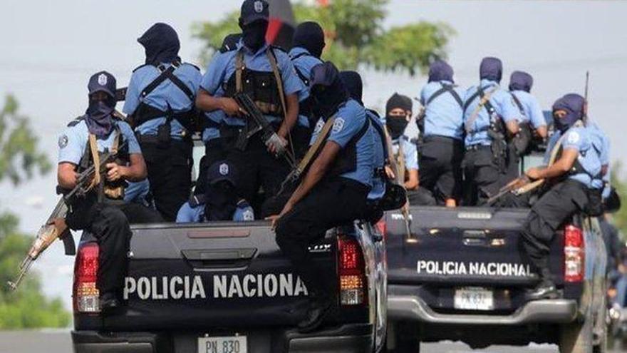 Enfrentamientos entre la policía de Nicaragua y civiles armados con un saldo de 5 muertos