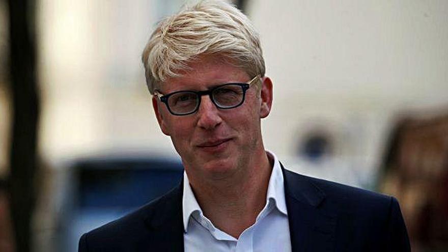 Jo Johnson va dimitir com a secretari d&#039;Estat d&#039;Universitats.