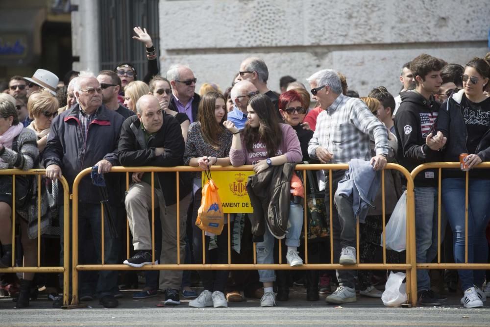 Búscate en la mascletà