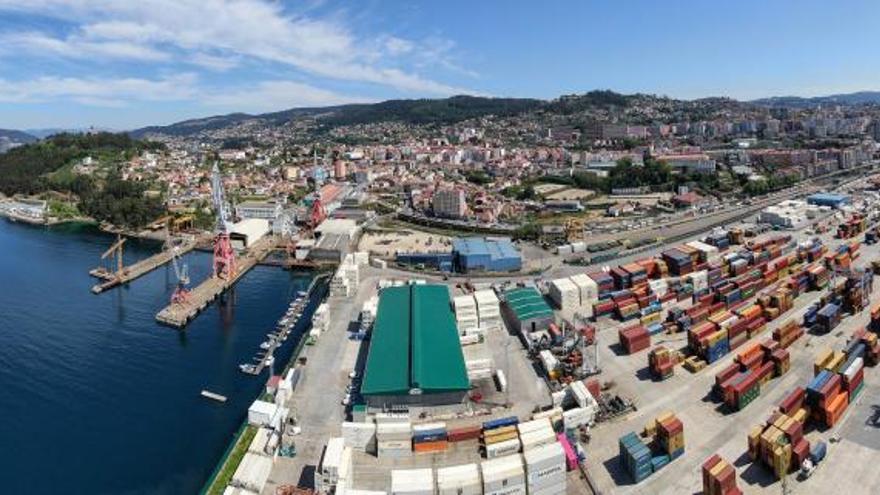 Vista aérea de la terminal de contenedores de Guixar.