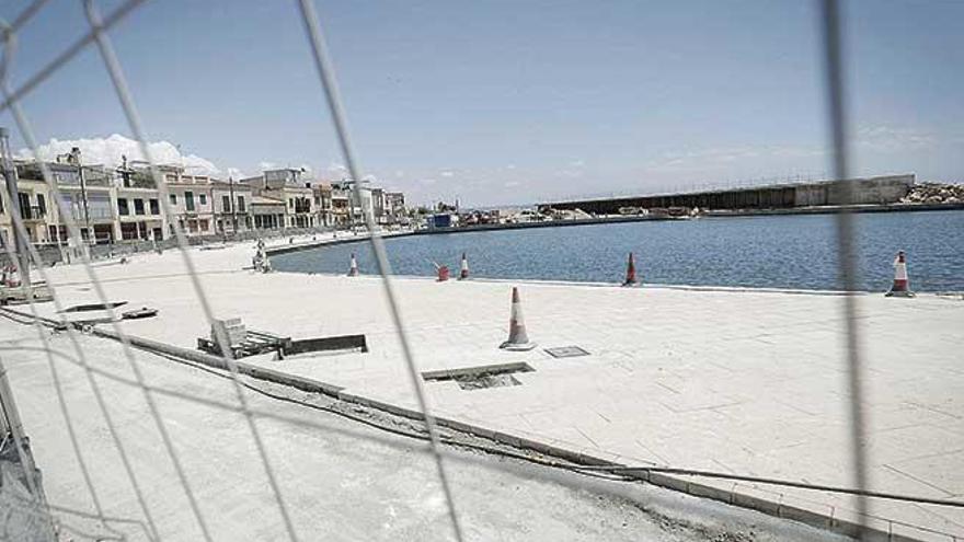 Las obras que la Autoridad Portuaria realiza en el puerto del Molinar se encuentran en su fase final.