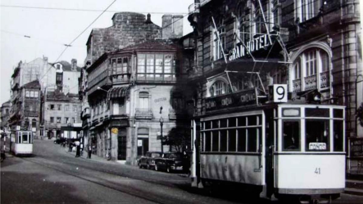 El edificio, al lado de El Moderno, en una imagen de archivo. 