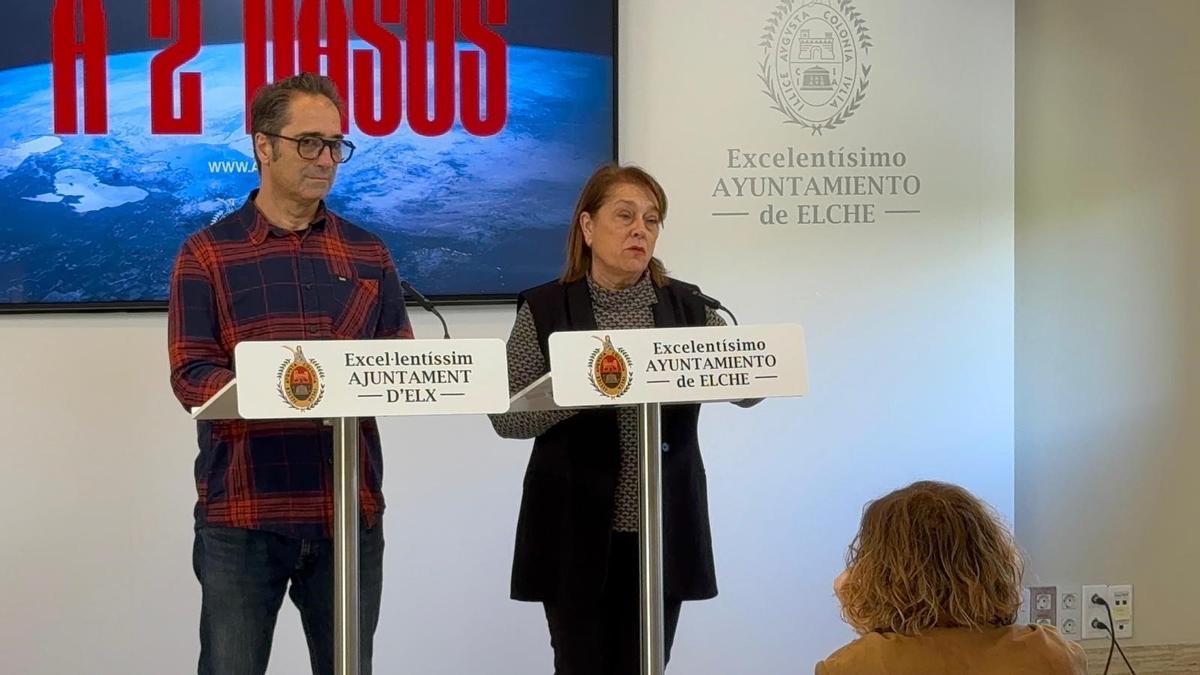 La presentación de la campaña del comercio de Elche se presentaba este viernes en el Ayuntamiento