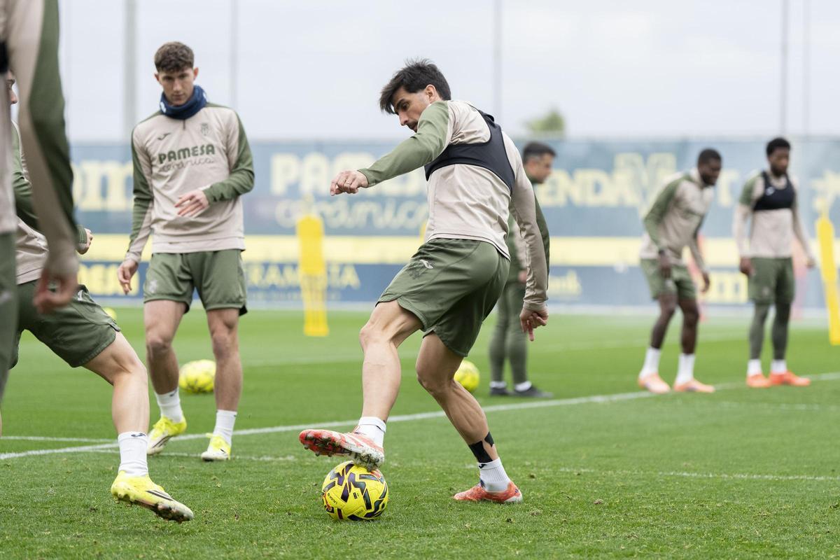 Gerard Moreno, durante un entrenamiento esta semana.