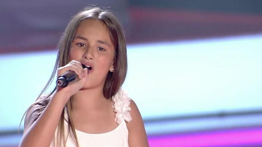 Edurne, la gironina que &quot;canta amb el cor&quot; a La Voz Kids