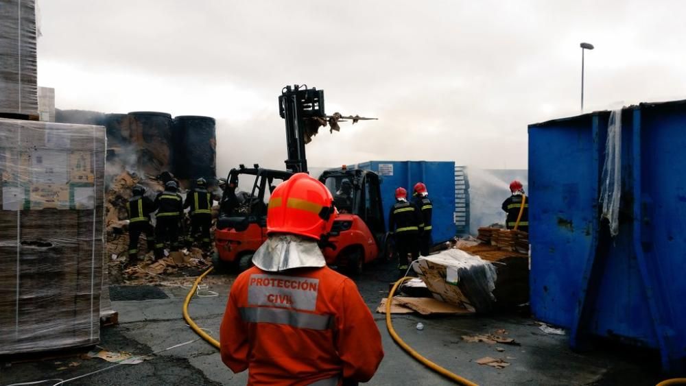 Incendio en la Urbanización Díaz Casanova