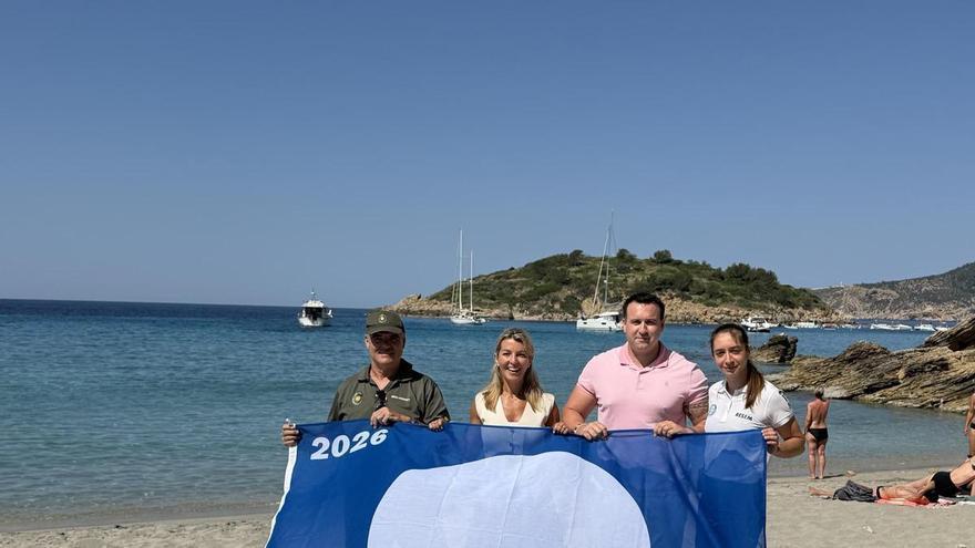 La playa de Sant Elm, Bandera Azul un año más
