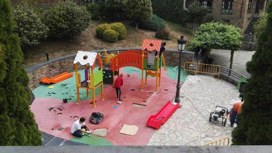 Santa Eulalia disfruta de un nuevo parque infantil