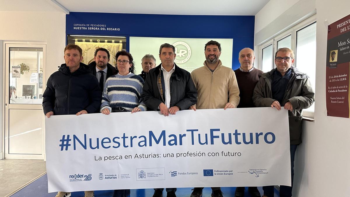 Por la izquierda, Manuel Jesús Iglesias, Jesús García, Elvira García, Enrique Plaza, Francisco González,  Óscar Pérez, Eloy Arrizabalaga y Juan Lázaro.