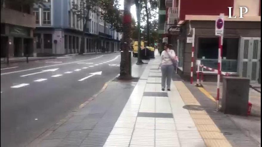 Respeto a la cuarentena en el lunes laboral de Triana