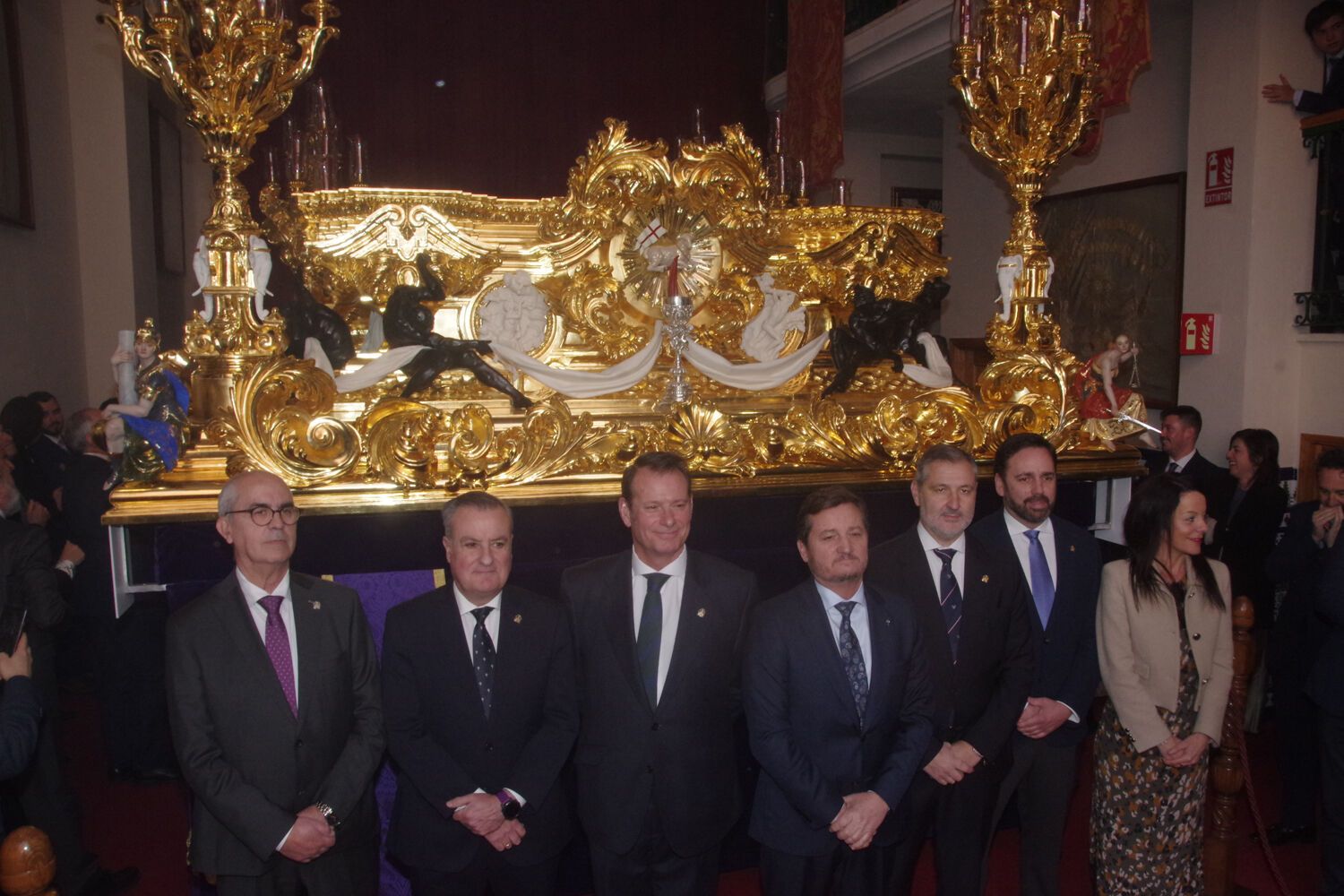 Presentación del nuevo trono del Señor de la Sentencia