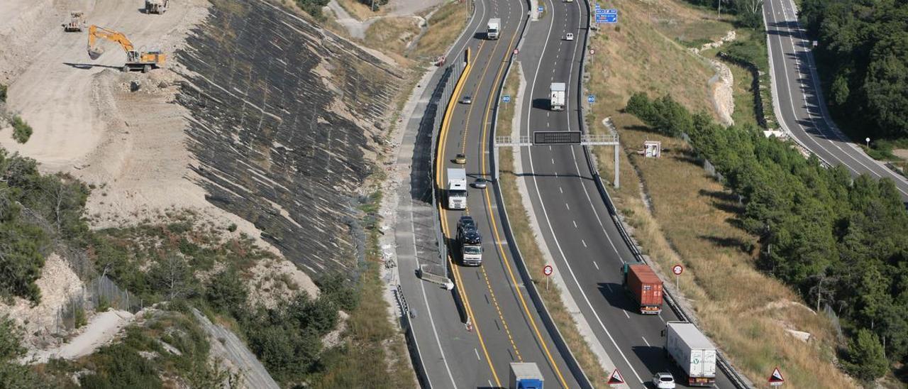 Autovia A II a la altura de Montmaneu, LLeida.