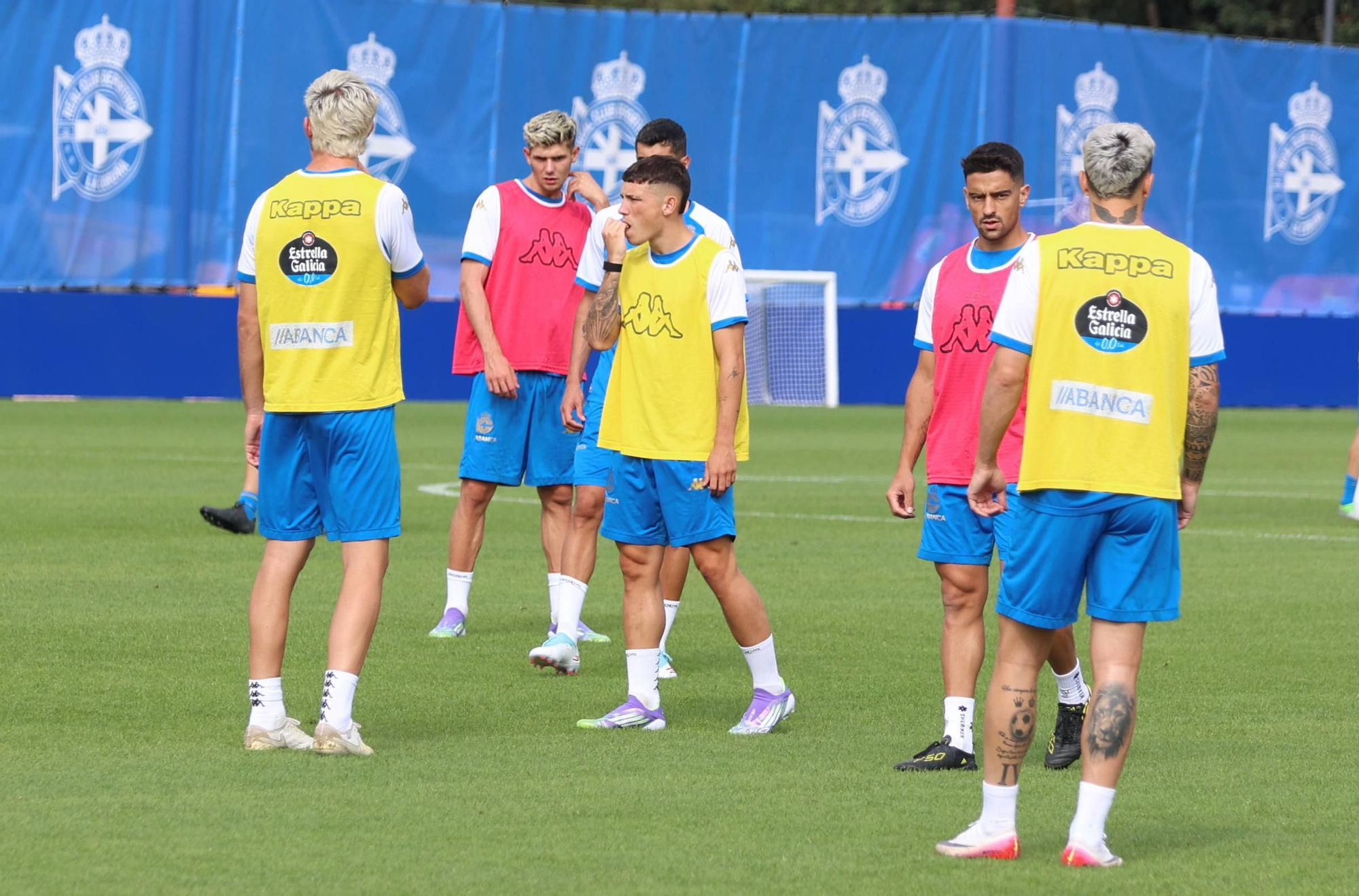 Primer entrenamiento de Luismi Cruz en Abegondo