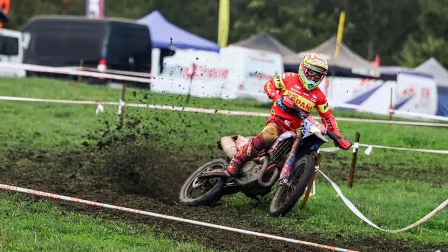 El piloñés Julio Pando con la selección de España al 6DAYS FIM Enduro of Nations