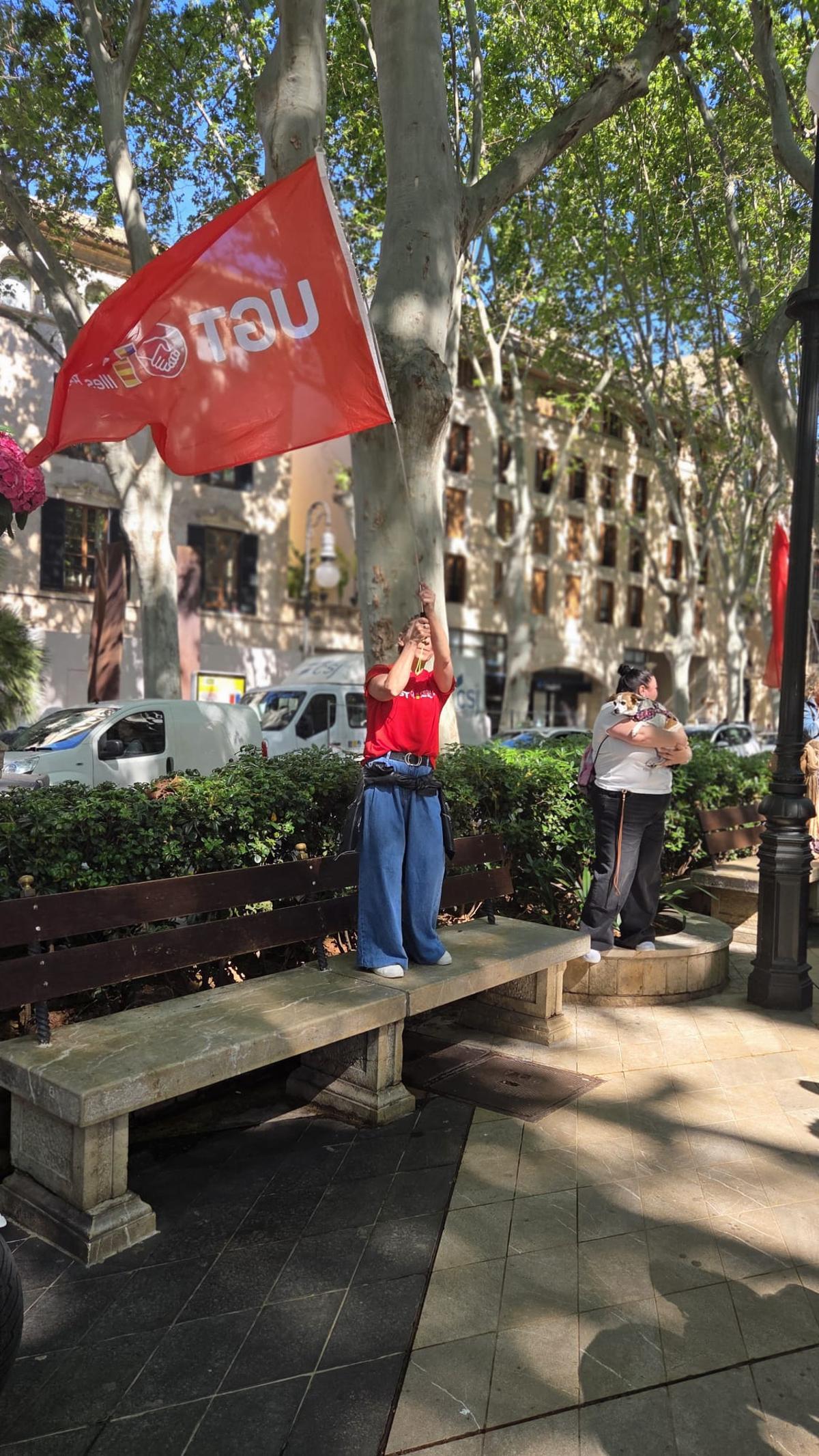 Las trabajadoras del comercio afiliadas a UGT no quieren sumarse al convenio nacional