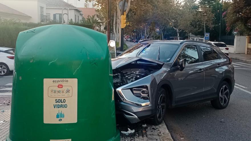 Un herido en un accidente de tráfico en Pedregalejo