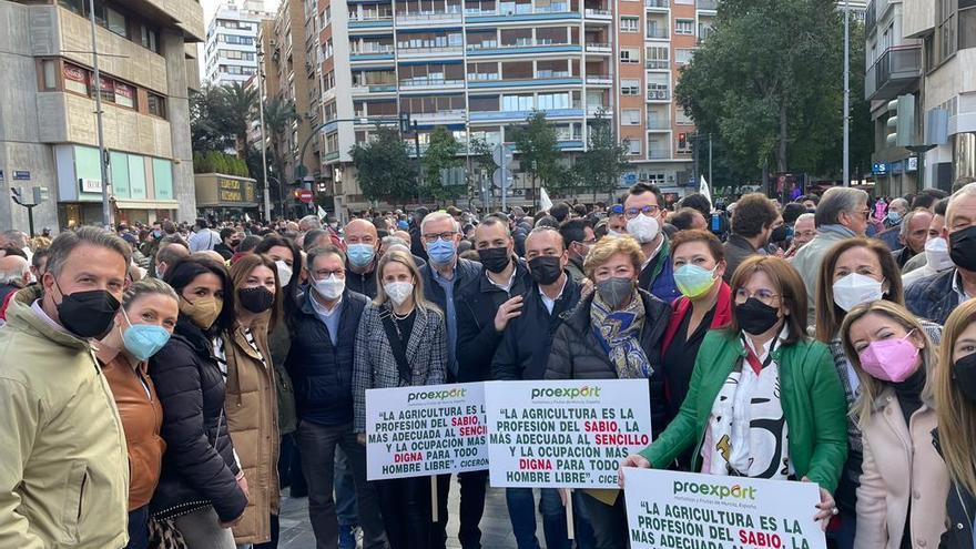 Los agricultores de Lorca se suman a la manifestación agraria de Murcia