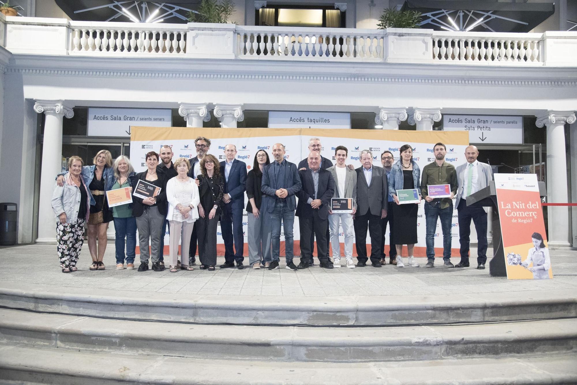 Les millors imatges de la 1a Nit del Comerç de Manresa