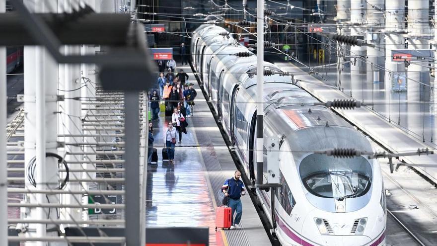 Un robo de cable provoca retrasos de 25 minutos en la alta velocidad que conecta Madrid con Andalucía