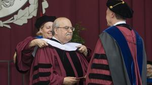 Mas-Colell, investido doctor honoris causa por la Universidad de Chicago.