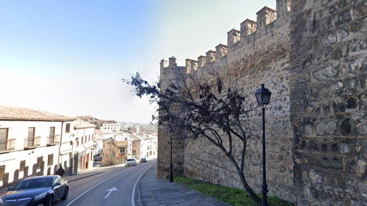 La calle Carrera de Toledo sigue cortada al tráfico por obras