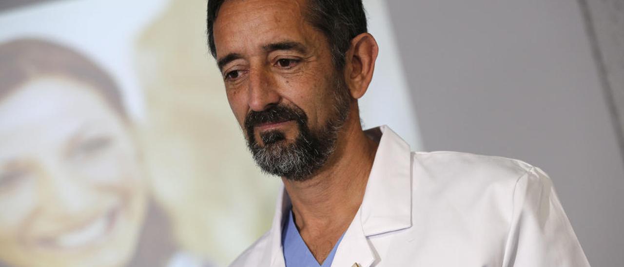 El doctor Pedro Cavadas, en Manises el año pasado.