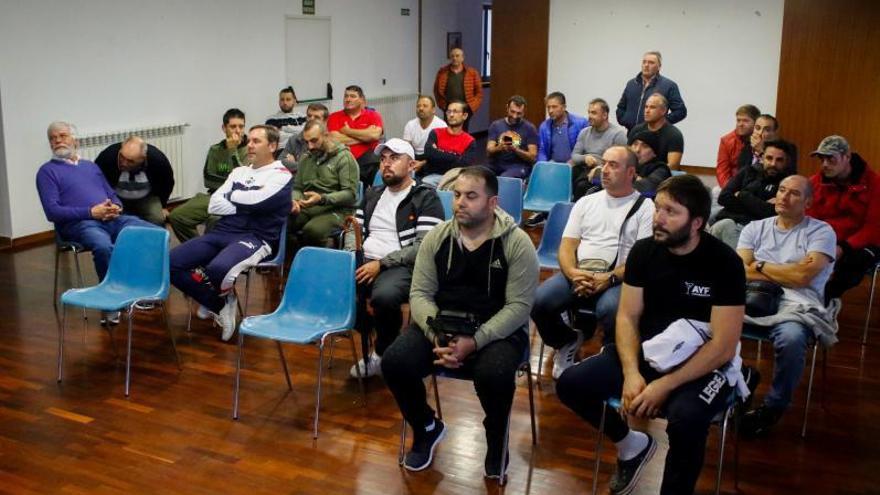 Armadores asistentes a la asamblea de Cambados.   | // IÑAKI ABELLA