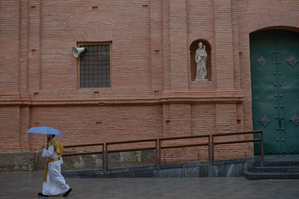 La cancelación de la procesión del Domingo de Ramos en Cartagena en imágenes