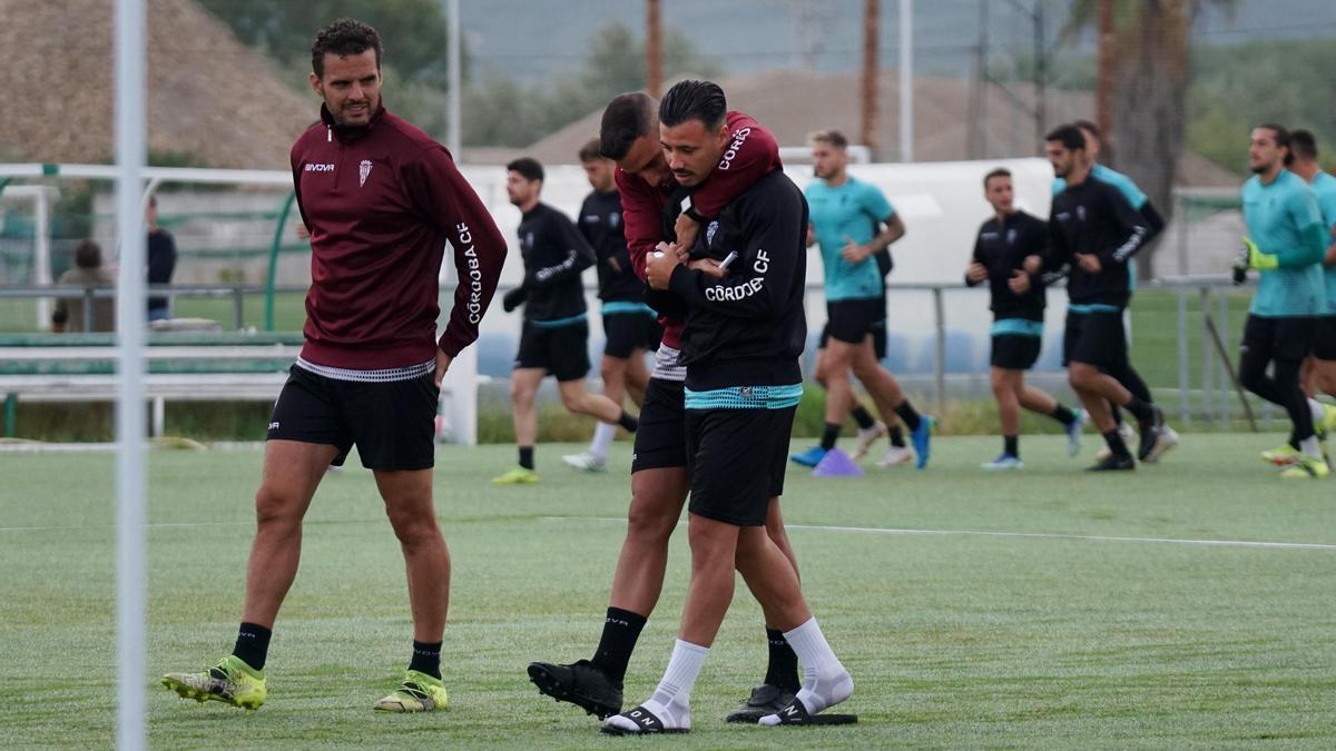 Viedma se retira del entreno del pasado 4 de octubre tras debutar, un día antes, frente al Tamaraceite en el Juan Guedes.