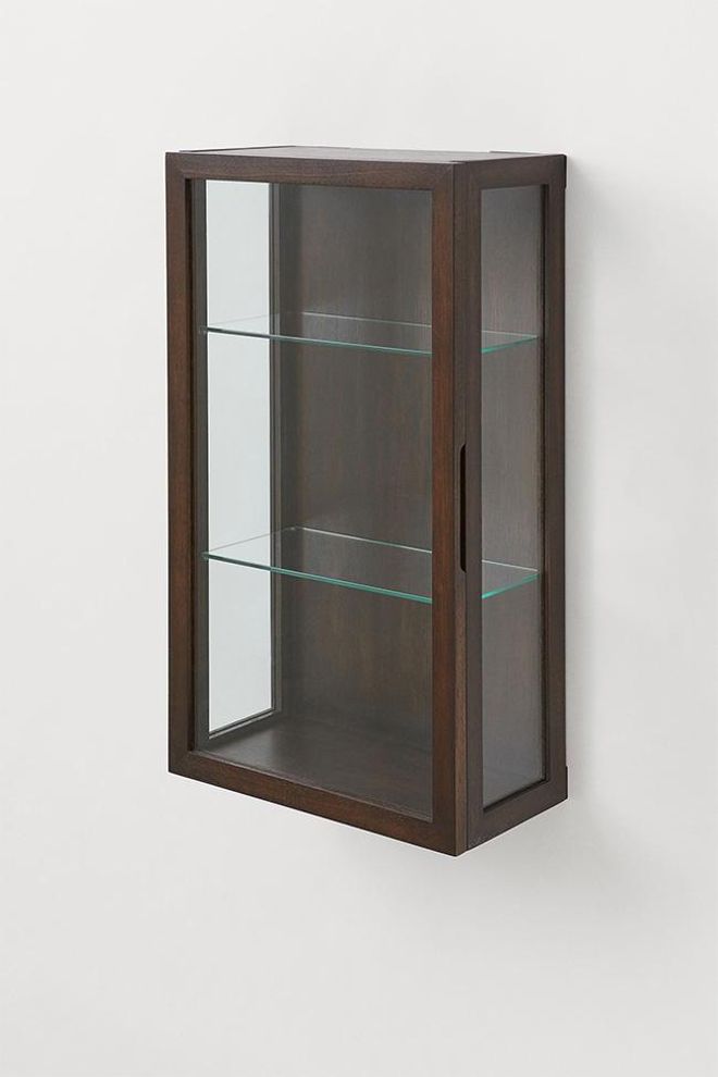 Armario en madera y cristal de H&M Home