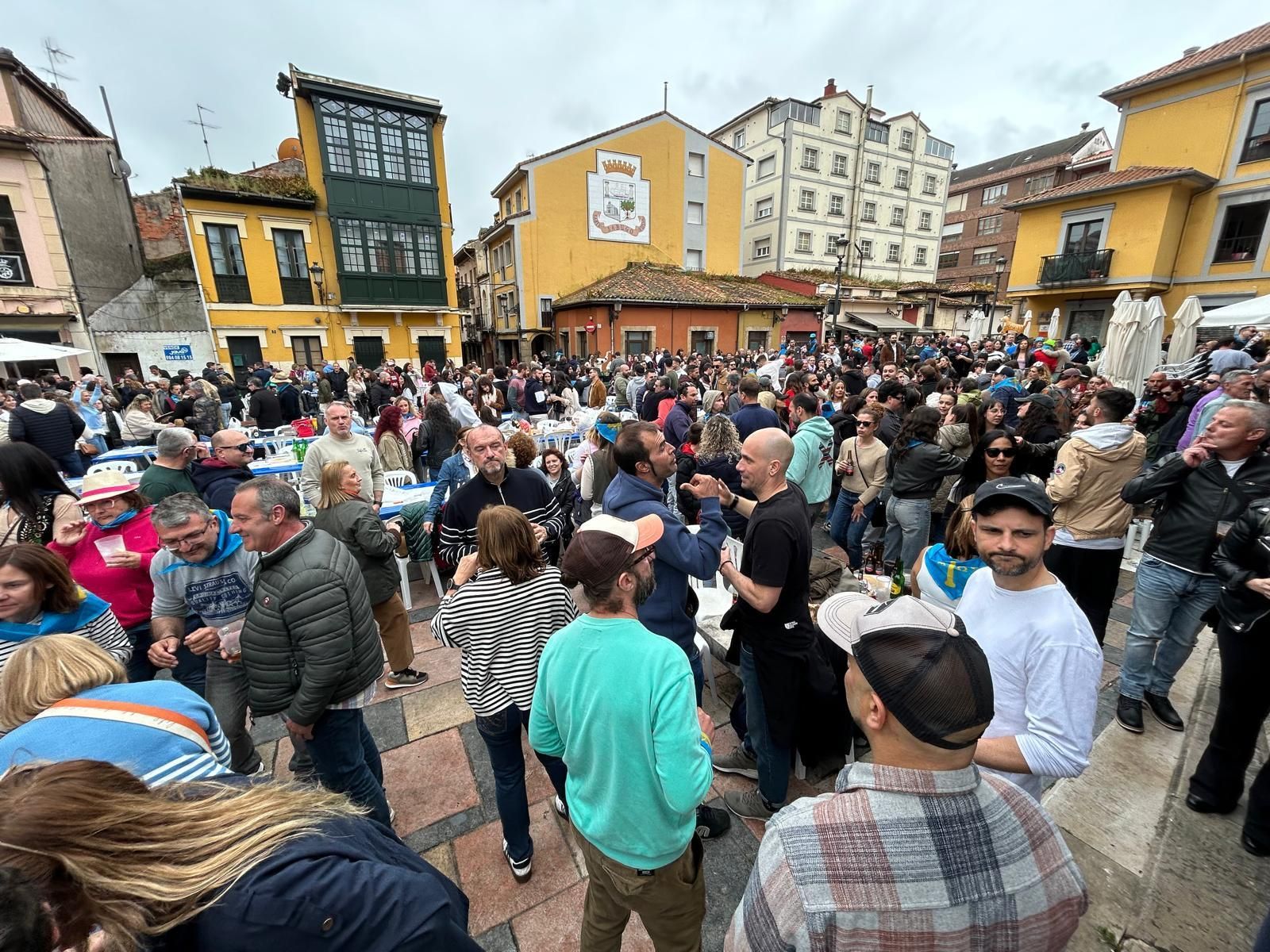 EN IMÁGENES: Avilés desborda con la Comida en la Calle