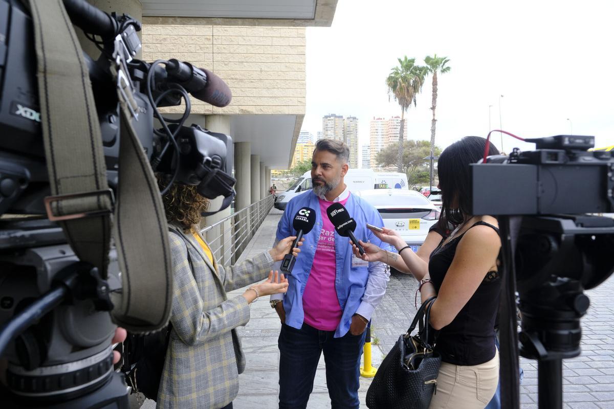 Jornada de prevención del tabaquismo en el Hospital Doctor Negrín