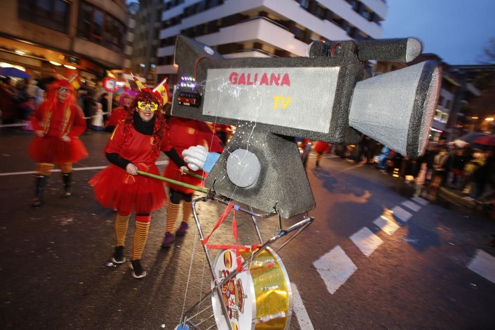 Desfile del martes de Carnaval en el Antroxu de Avilés