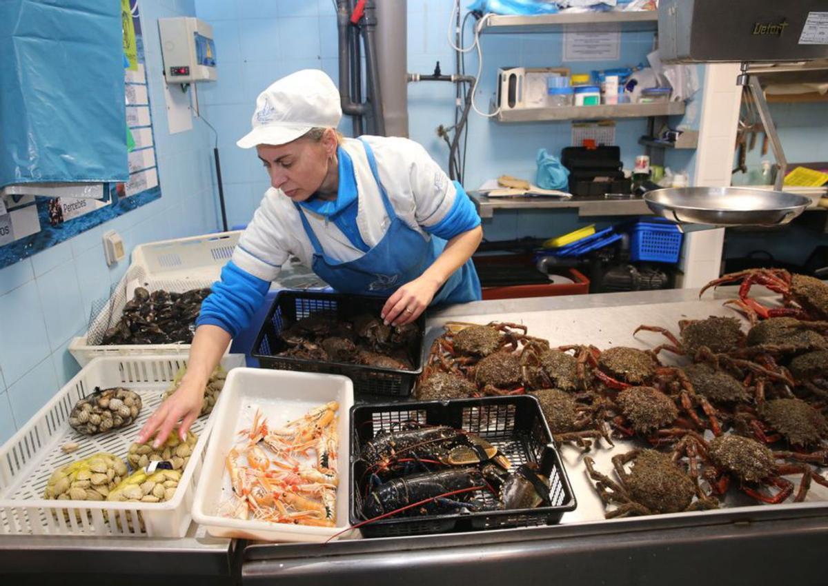 Nuncia, en Bueu, vende machos y hembras al mismo precio.  | // S.Á.